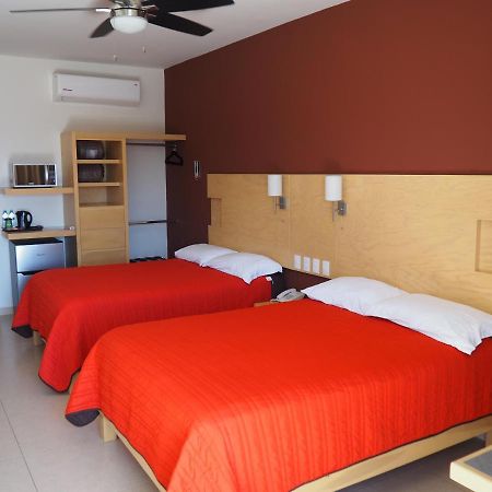 Nova Hotel Кадерейта-Хименес Экстерьер фото