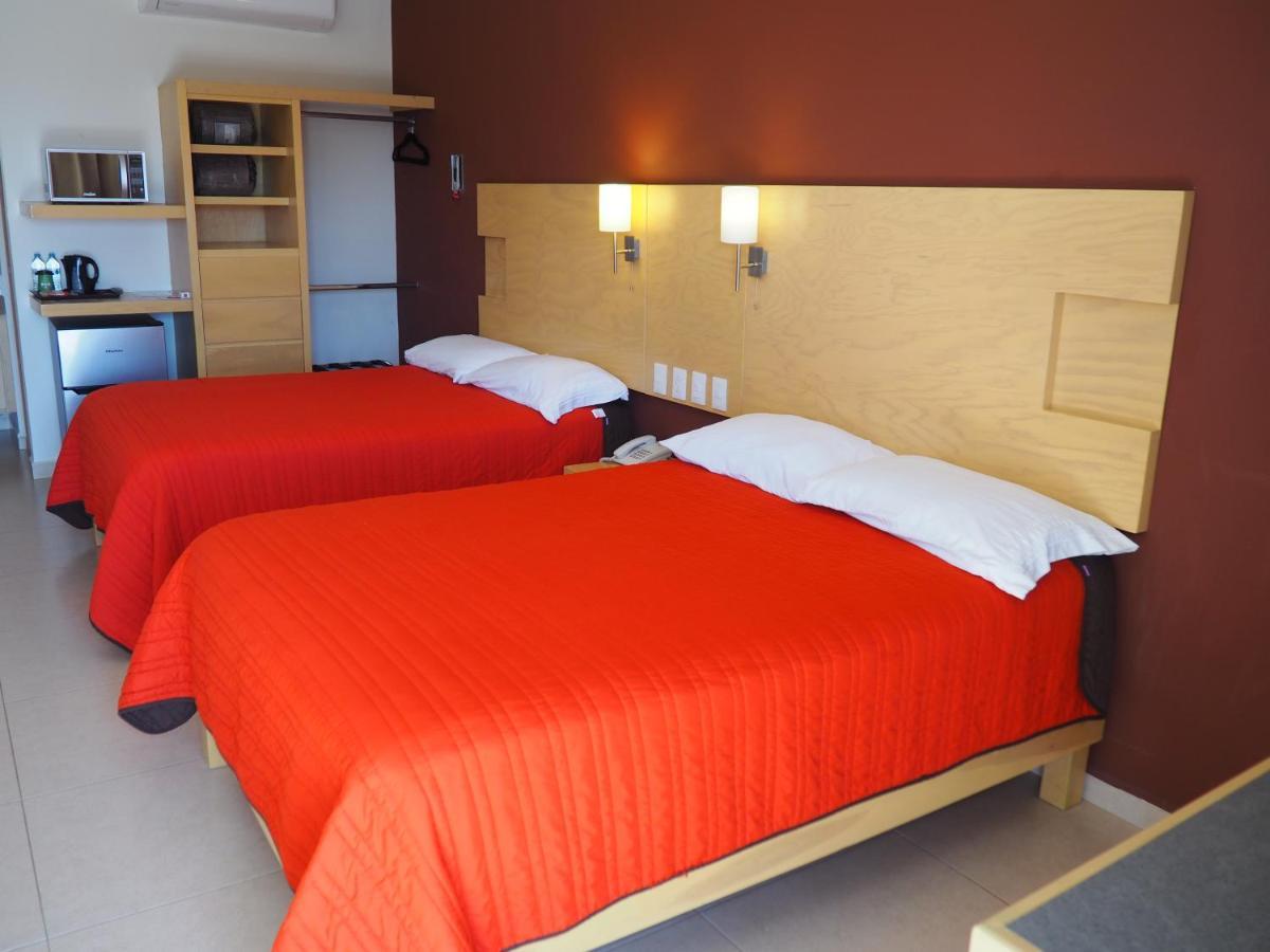 Nova Hotel Кадерейта-Хименес Экстерьер фото