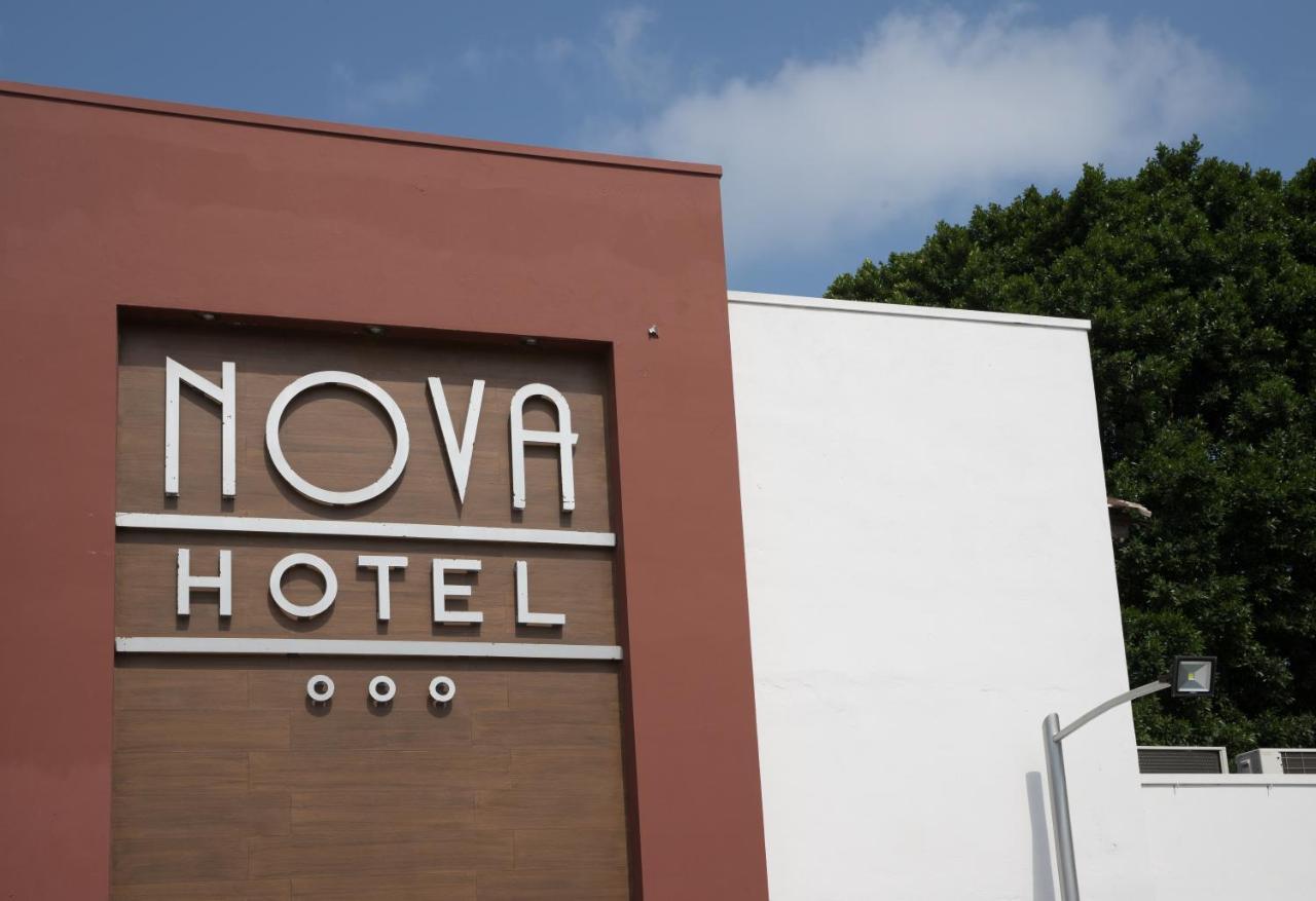 Nova Hotel Кадерейта-Хименес Экстерьер фото